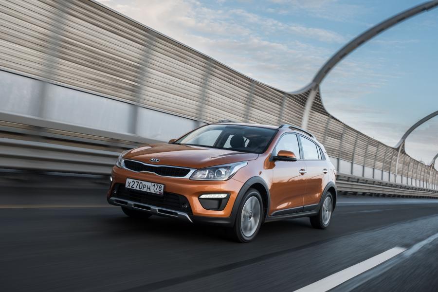  Kia Rio X-Line (FB) 2017 года  (фото 15 из 21)